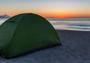 "Discovering the Best Pop Up Beach Tents: Your Guide to Sun Protection and Outdoor Comfort"